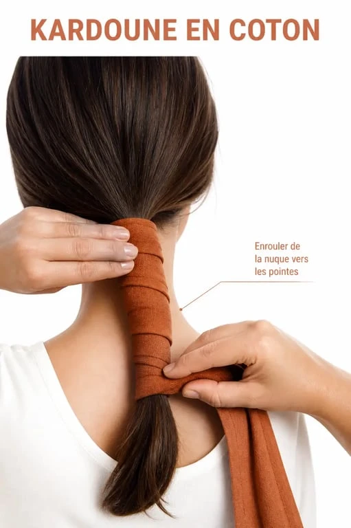 Pose du kardoune cheveux sur queue-de-cheval basse pour lisser les longueurs sans chaleur